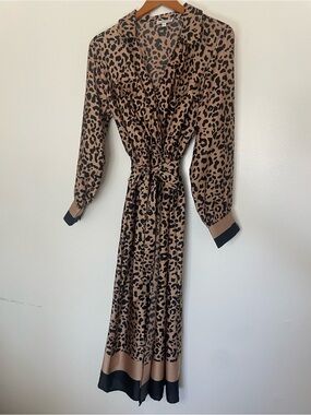 Black and Beige Leopard Print Luxology dress Size Large